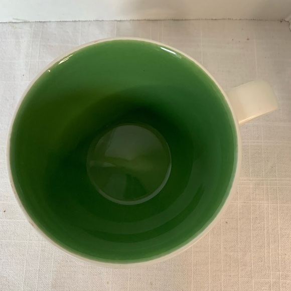 STARBUCKS | Embossed Holiday Cup - Picture 8 of 8